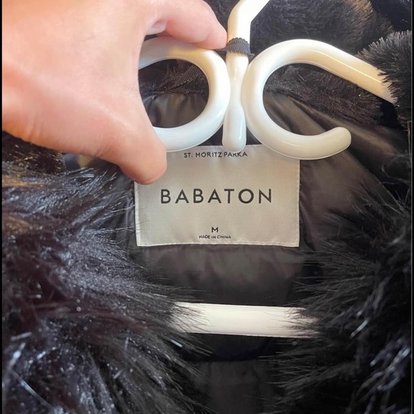 Babaton size M down winter Parka from Aritzia. - Picture 4 of 8